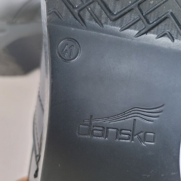 Dansko Professional Comfort and Support Clog Shoes. Size US 10.5/EU 41 - Picture 7 of 8